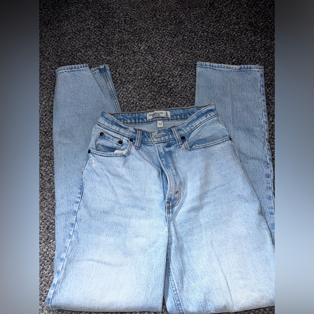 Abercrombie and finch jeans 90s straight leg ultra high rise